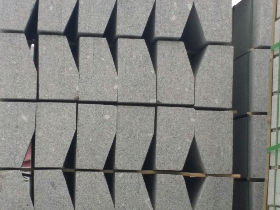 棲霞灰路沿石